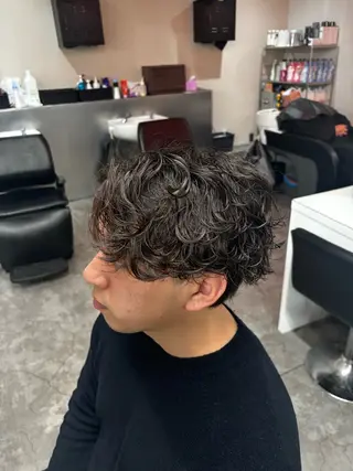 パーマ メンズ メンズ特化✨️ 韓国風パーマ🔥一八のヘアスタイル