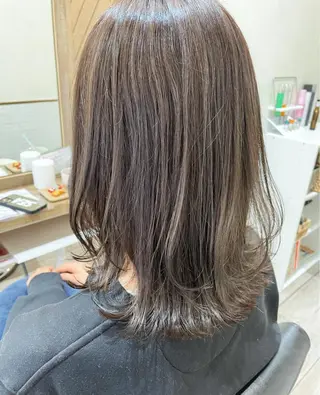 ミディアム カラー sherry【シェリー】所属・miho 大国町 柔らかハイトーン💛のヘアスタイル