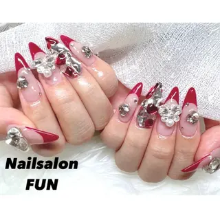 ネイル Nailsalon FUN🌈のネイルデザイン