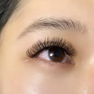 マツエク・マツパ Anmut Luna所属・eyelash Anmut Lunaのマツエク・マツパデザイン
