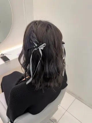 ヘアアレンジ ヘアセット🎀耳つぼ 👂💎MONAMIのヘアスタイル