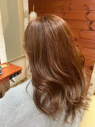 ミディアム カラー ヘアーサロン feel所属・磯山 美咲のヘアスタイル
