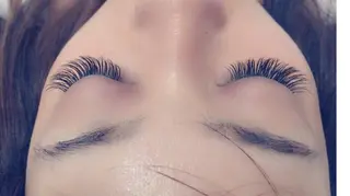 マツエク・マツパ Zina天王寺 CHIAKIのヘアスタイル