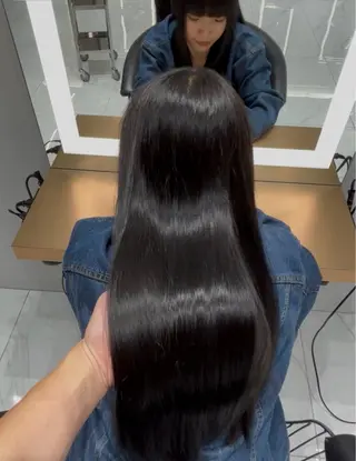 ロング カラー miyu’s渋谷所属・高崎 堅心のヘアスタイル