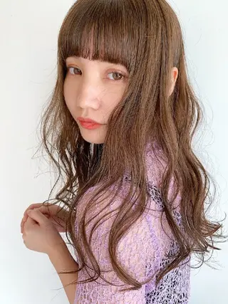 ロング カラー mood 髪質改善 ダブルカラーのヘアスタイル