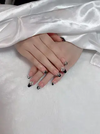 ネイル Amina nail salonのネイルデザイン