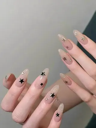 ネイル 菲菲ネイルサロン所属・FJ ネイルサロンのネイルデザイン