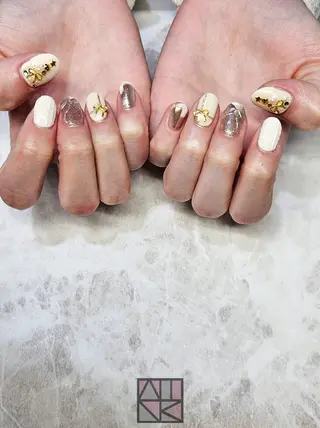 ネイル WINK所属・吉澤 響香のネイルデザイン