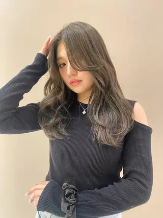 セミロング カラー ベージュ/アレンジ /横浜/杉本千夏のヘアスタイル