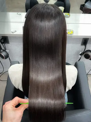 ロング 🦄髪質改善トリー トメント🦄イリスのヘアスタイル