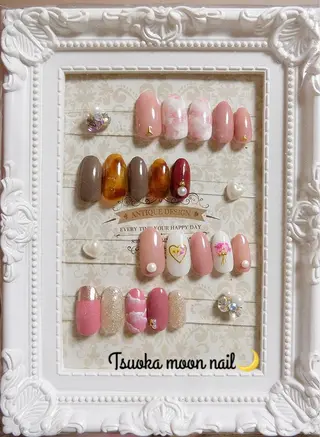 ネイル 🌙都岡 ムーンネイルのネイルデザイン