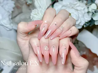 ネイル E.N🦋 長さ出し/持ち込みのネイルデザイン