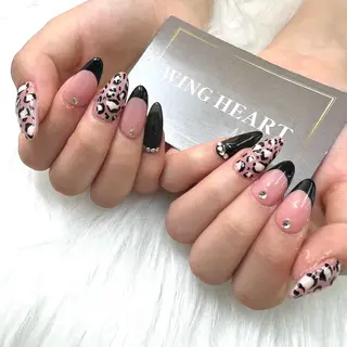 ネイル I. AYUMIのネイルデザイン