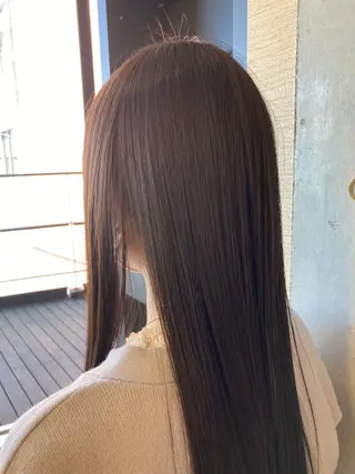 セミロング カラー 新宿／透明感カラー／ 阿久津凜のヘアスタイル