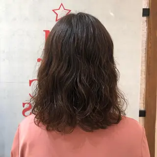 セミロング パーマ 🩵ANELA東口 齋藤琴音💚のマツエク・マツパデザイン