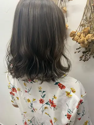 ミディアム カラー newi 京橋 【yuuki】のヘアスタイル
