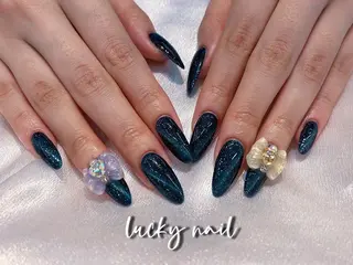 ネイル Lucky nail 小林和希のネイルデザイン