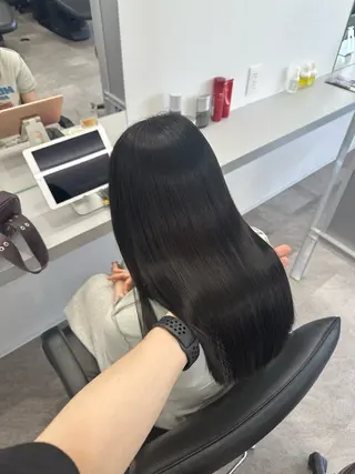 セミロング カラー hair lab toiro wisteria所属・佐藤 功真のヘアスタイル