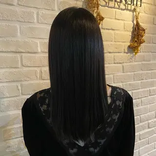 ミディアム Eri 🌿透明感カラーのヘアスタイル