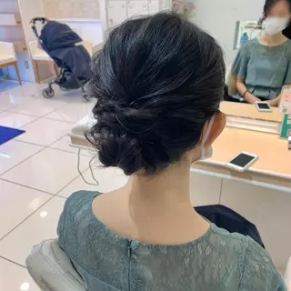 セミロング ヘアアレンジ 宮永 璃沙のヘアスタイル