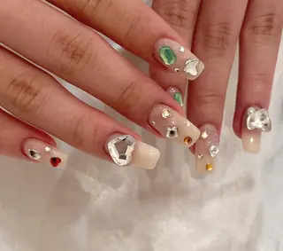 ネイル アイブロウ 大塚眉毛|ハンドケア |肌管理の眉毛・アイブロウイメージ