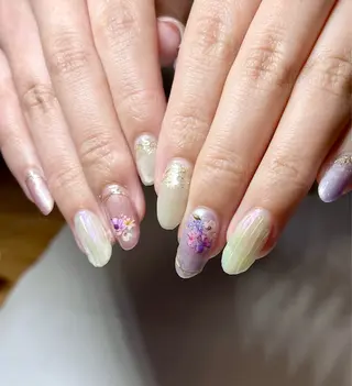 ネイル 丹野 奈菜のネイルデザイン