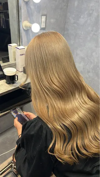 ロング カラー mimiiy梅田 中崎町ハイトーンのヘアスタイル