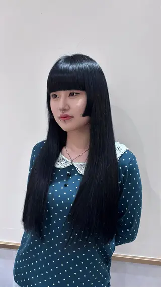 ロング ハイトーン/レイヤー KYOKA🩶のヘアスタイル