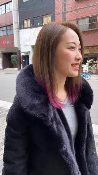 セミロング カラー WEG所属・韓国レイヤー/艶髪 WATSUKIのヘアスタイル