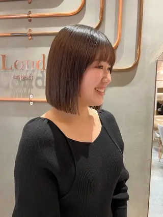 ショート カラー ボブ/巻ける縮毛矯正 /韓国レイヤーはなのヘアスタイル