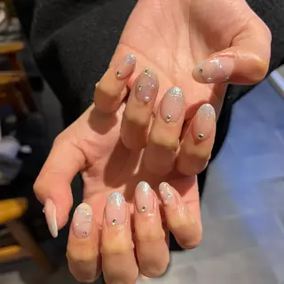 ネイル 鈴木 里奈のネイルデザイン