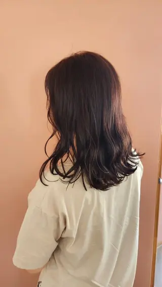 セミロング 河合 菜摘のヘアスタイル