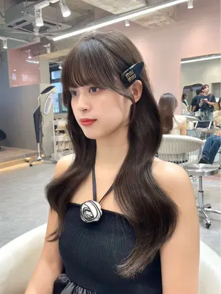 ロング 【韓国/レイヤー/ カラー】新井 望乃果のヘアスタイル