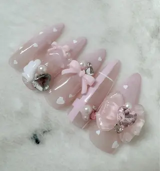 ネイル YUME NAILS TOKYO【調布駅前店】所属・佐藤 桃菜のネイルデザイン