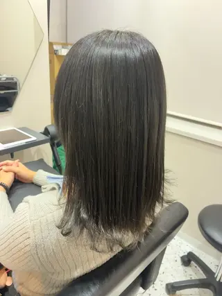 ミディアム カラー 美髪×髪質改善 🖤Yukineのヘアスタイル