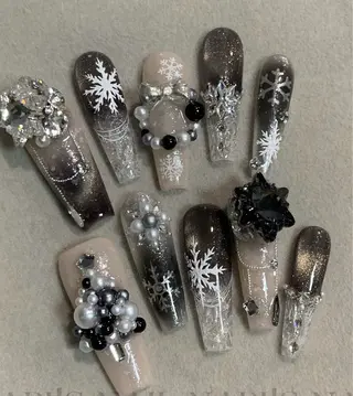 ネイル D-BEAUTY Nailsalonのネイルデザイン