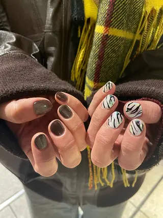 ネイル koyu 🩶のネイルデザイン