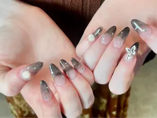 ネイル Salute本店 🦋仲原里佳のネイルデザイン