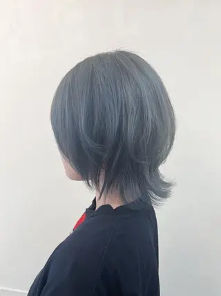ミディアム 崎山 瑠依のヘアスタイル