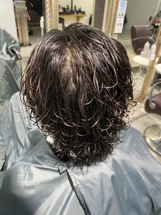 ショート パーマ メンズ パーマ特化/フェザー パーマシャドウ/真生のヘアスタイル