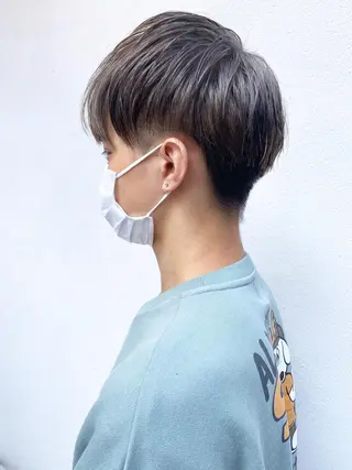 ショート カラー AMNESIA所属・やまなか りょうすけのヘアスタイル