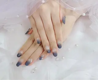 ネイル 𝑅𝐴𝑁𝑂𝑁 𝐴𝑌𝐴𝐾𝐴のネイルデザイン