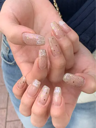 ネイル \近畿大学/近く🦢 Swanのネイルデザイン