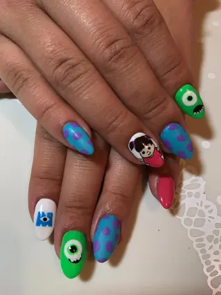 ネイル atelier chic+所属・atelier chic+のネイルデザイン