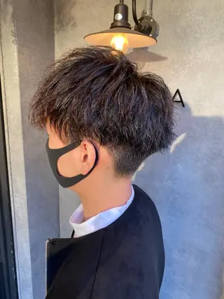 ショート パーマ メンズ newi saLyu 今井海斗のヘアスタイル