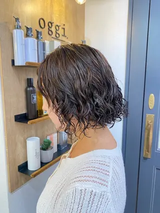 ミディアム 🖤🌀くるくる パーマ🌀🖤ayaのヘアスタイル