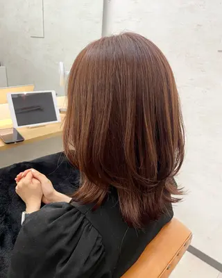 セミロング カラー 高橋 芽衣のヘアスタイル