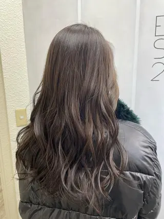 カラー 前田リサコ🌹 ✨艶髪職人のヘアスタイル