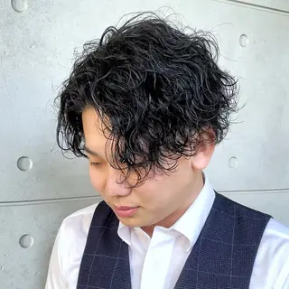 ショート パーマ メンズ メンズヘア特化 崎田 成人のヘアスタイル