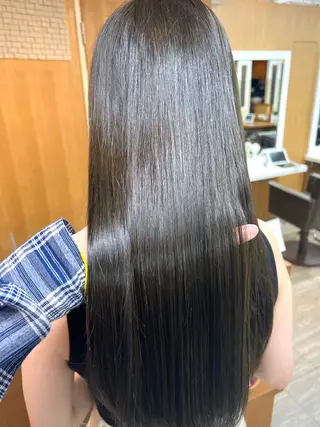 ロング カラー 透明感カラー/ イルミナカラーヒロキのヘアスタイル